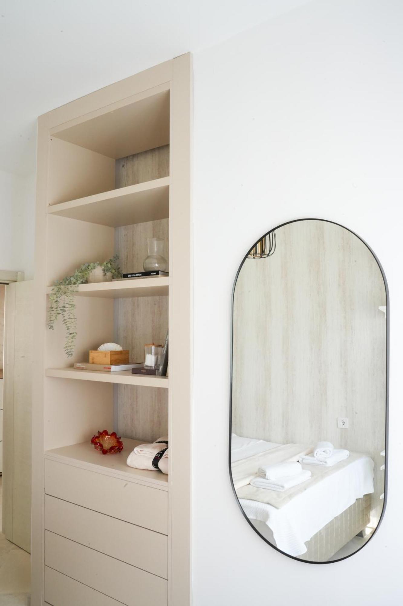 Aquazzura Apartment